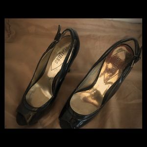Guess black patent leather Heels